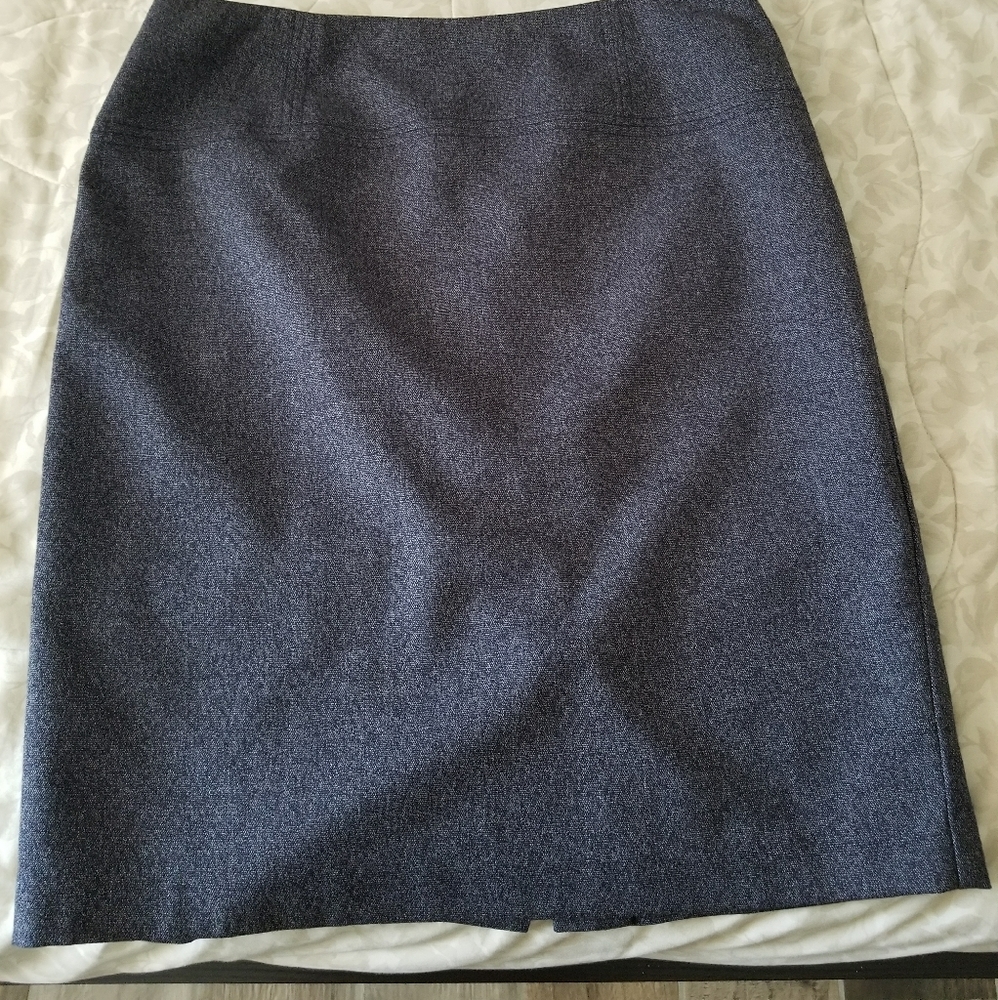 3/ $15 APT. 9 SKIRT